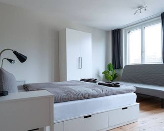 Hitrental Marktplatz Studios - Basel - Schlafzimmer