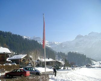 Tenne Lenk - Gasthof & Hotel - Lenk - Venkovní prostory