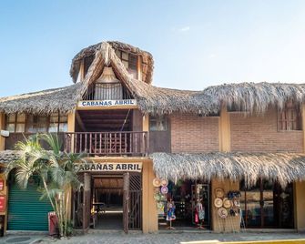 OYO Cabañas Abril, Mazunte - Mazunte