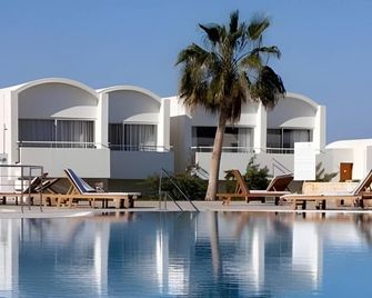 Marica's Boutique Hotel - Pafos - Basen