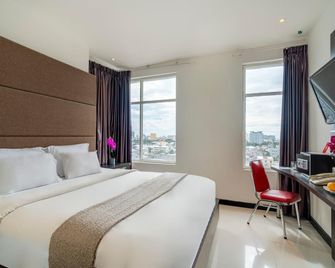 The One Hotel Makassar - Makassar - Habitación