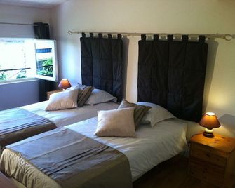 Les Abris de Saint Sulpice - Saint-Sulpice-de-Faleyrens - Habitación