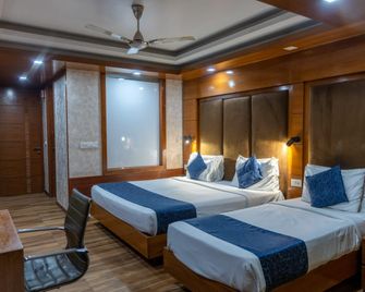 Hotel Platinum Palace Near Medanta Hospital Sector 38 - Gurugram - Habitación