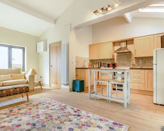 The Paddock, Pet Friendly, With A Garden In Shipston-On-Stour - Shipston-on-Stour - Kitchen