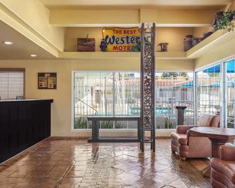 Historic Coronado Motor Hotel By OYO - יומה - לובי