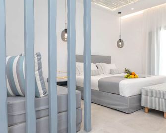 Crystal Mare Suites - Naxos