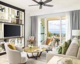 Villa del Palmar Cancun Luxury Beach Resort & Spa - Punta Sam - Living room