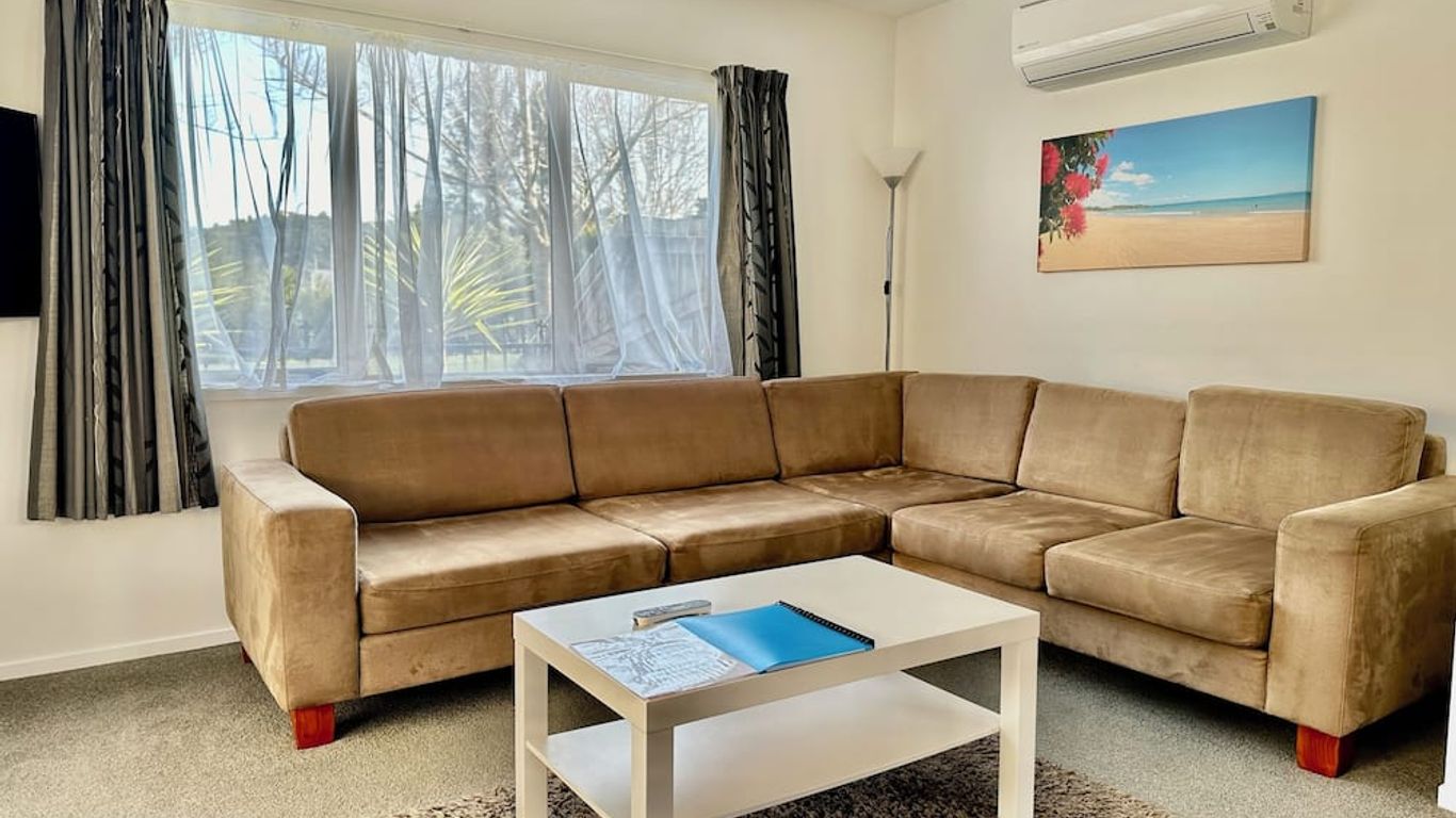 ذي أوليف موتل