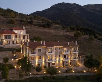 Anerada Hotel - Kalavryta - Gebäude