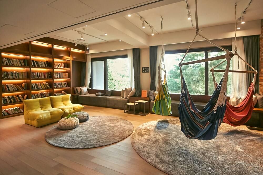 ووكر هيل دوجلاس هاوس