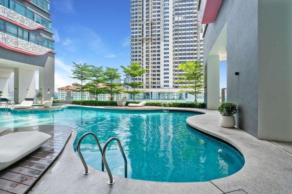 آرتي بلس باي فيفي سيرفيس سويتس كاي إل سي سي