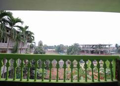 Kirtti Homestay - Guwahati - Balcony