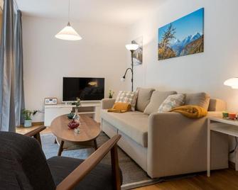 Montela Apartment-Hotel & Resort in the holiday region Saas-Fee Saastal - Saas-Grund - Living room