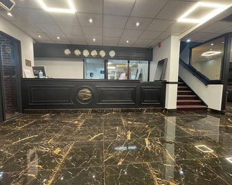 Hylands Hotel - קובנטרי - דלפק קבלה