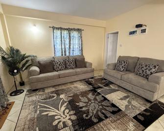 Castle Berry Apartments - Kingstown - Living room