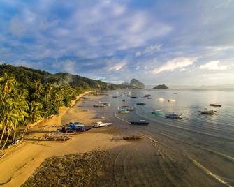 Ricgem Place - El Nido - Beach