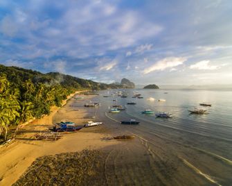 El Nido Hostel Sun Valley - El Nido - Beach
