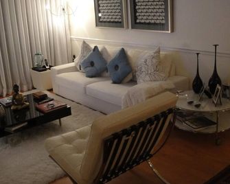 2 Bedroom apt ocean view - Aventura - Sala de estar