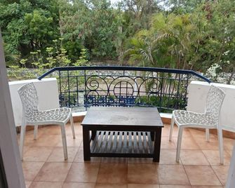 Gurudeva stay inn - Covelong - Balcón