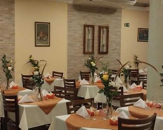 Hotel Vitoria Marchi - Serra Negra - Restaurant