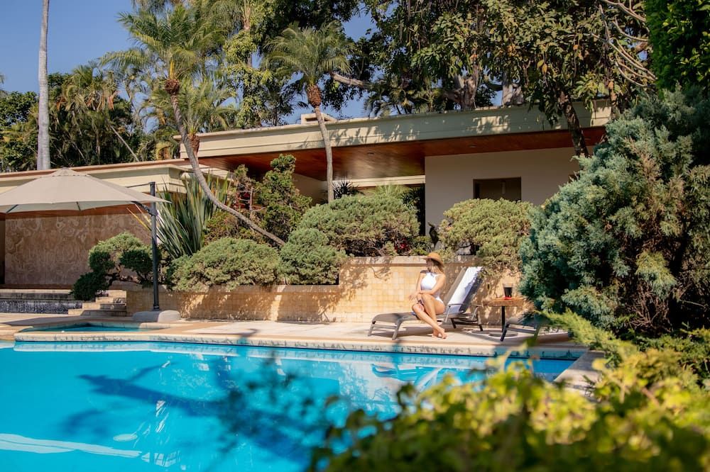 لاس مانانيتاس هوتل جاردن رستورنت آند سبا - كورنافاكا - حوض السباحة