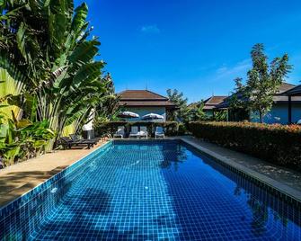 Himaphan Boutique Resort - Sakhu - Piscina