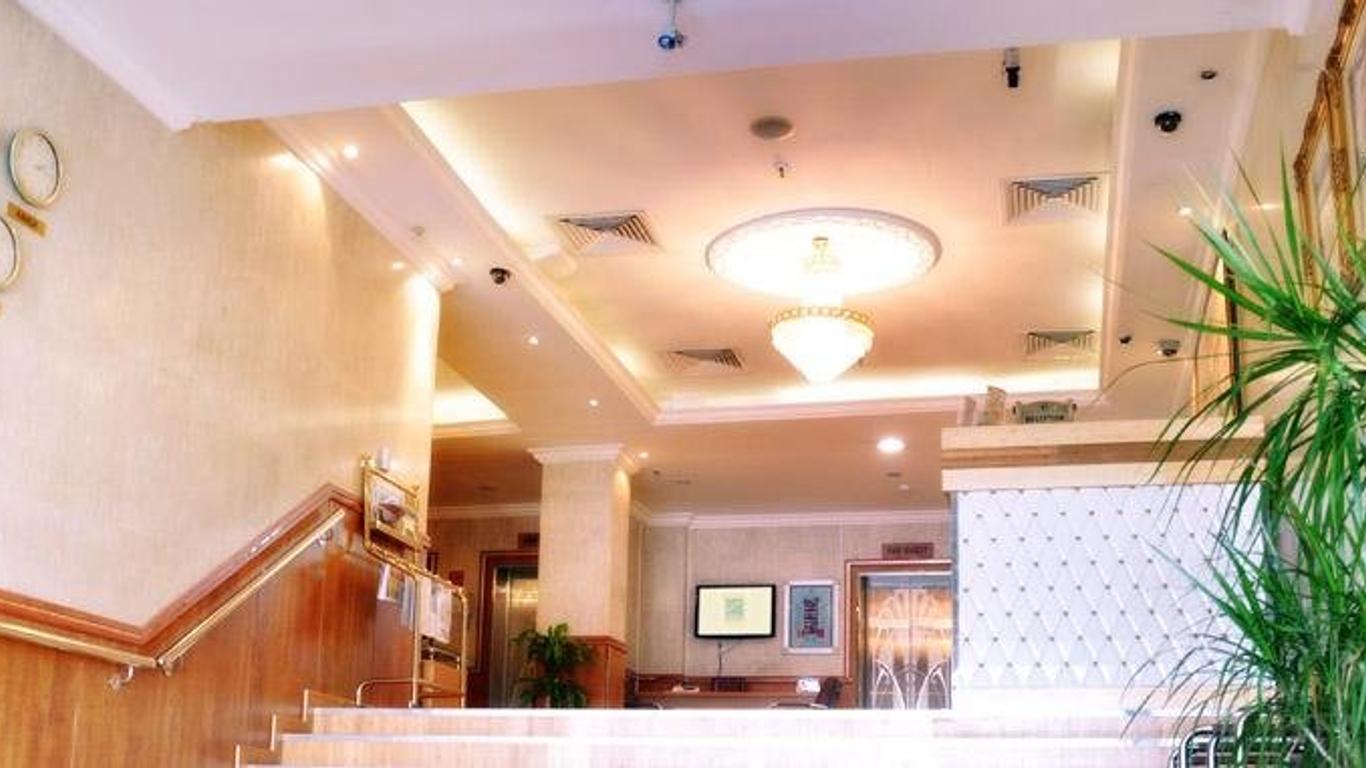 Grand Nova Hotel