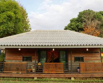 Pai My Way Hostel - Pai - Gebäude