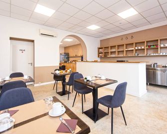 Hôtel le Parisien - מאהטו