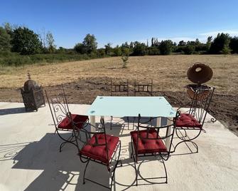 Maison familiale contemporaine à Bergerac - Bergerac - Patio