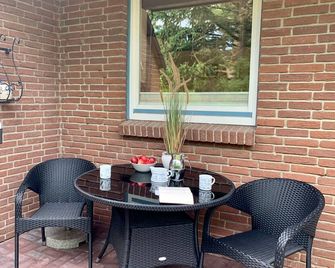Ferienwohnung 'Zaunkönig' - Sankt Peter-Ording - Patio