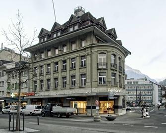 Bank House Apartment XL 105 - Griwa Rent - Entrelagos - Edificio