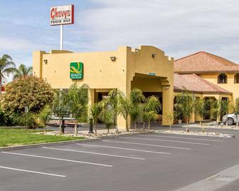 Quality Inn And Suites Gilroy - Gilroy - Gebouw