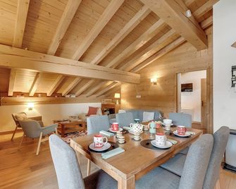 l'Ours Bleu B33 ski -in ski -out - Happy Rentals - Vallorcine - Comedor