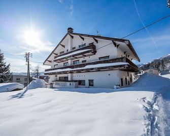 Marillen Hotel By Hhg - Hakuba - Edificio