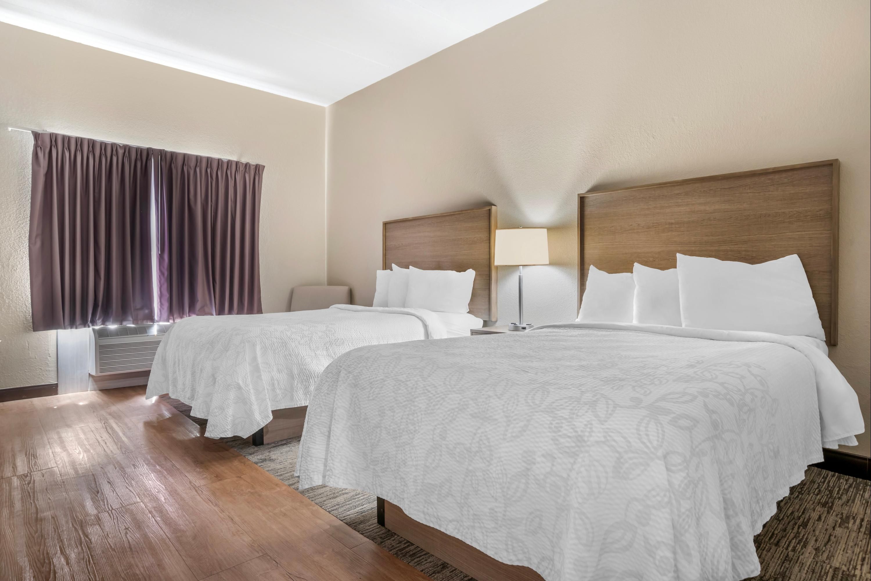 Bedroom view of Red Roof Inn & Suites Vicksburg