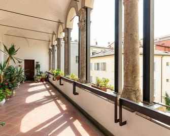 house Of The Architect - Sweet Apartment - Cesena - Varanda