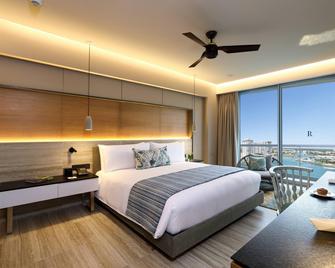 Renaissance Cancun Resort & Marina - Cancún - Bedroom