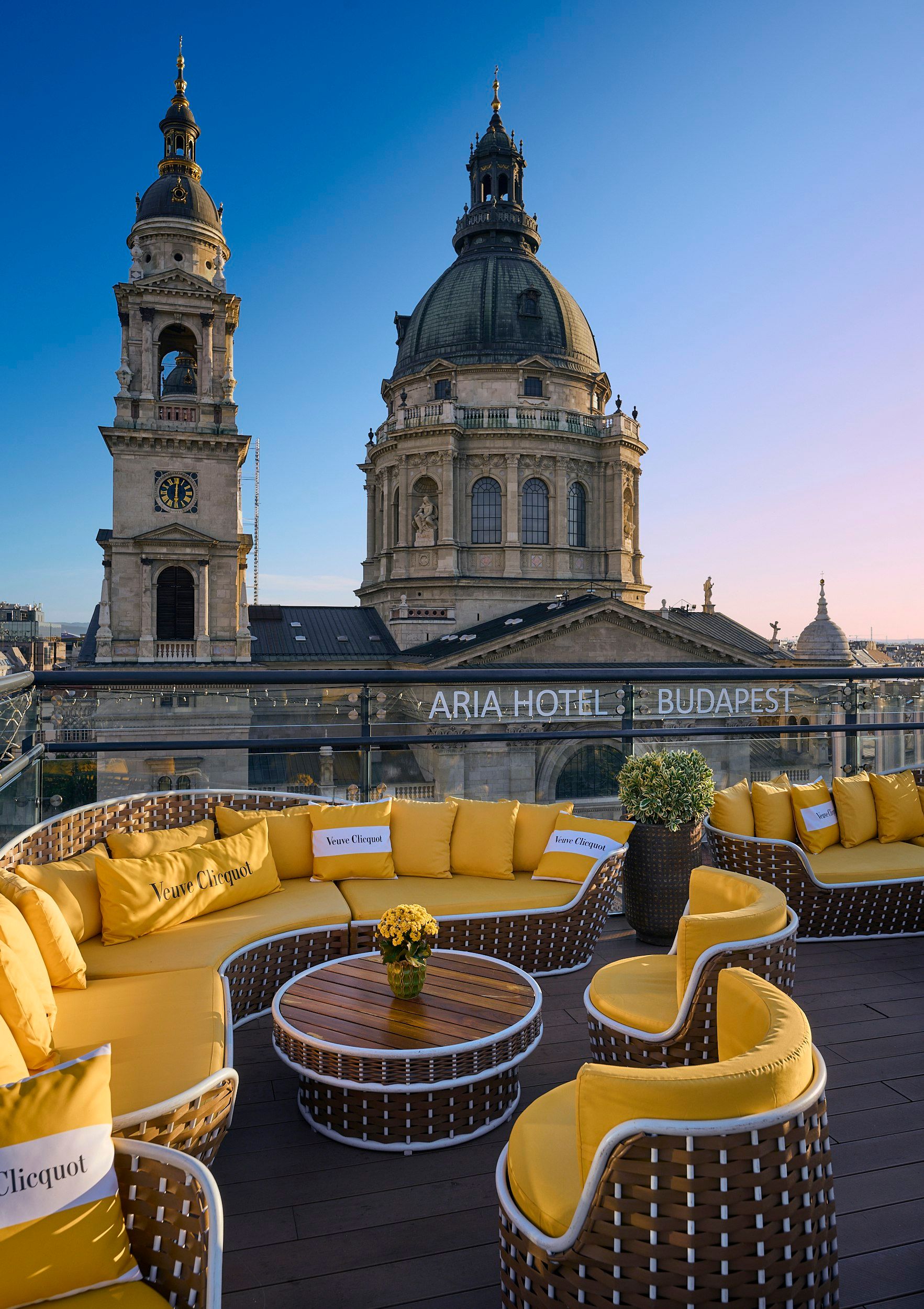 Aria Hotel Budapest by Library Hotel Collection - בודפשט - בניין