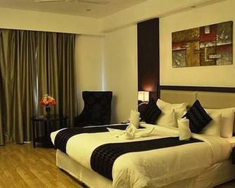 Hotel Sv- Kashipur - Kashipur - Bedroom