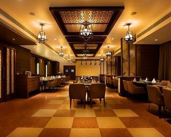 Hotel Aadrika - Chikmagalur - Ресторан