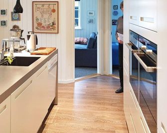 8 Person Holiday Home in Loegstoer-by Tr - Løgstør - Cocina