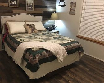 Perfect Space for a Comfortable Stay - Pasco - Bedroom