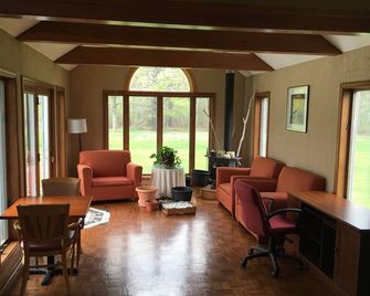 Weathervane Motel - מנצ'סטר - סלון