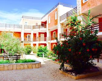 Hotel Estoril - Sal Rei - Bangunan
