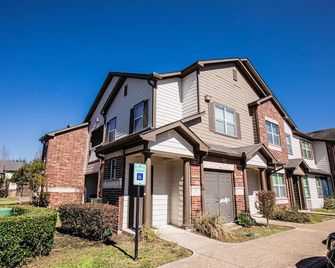 Luxury Apt Westheimer/Galleria - Houston - Building