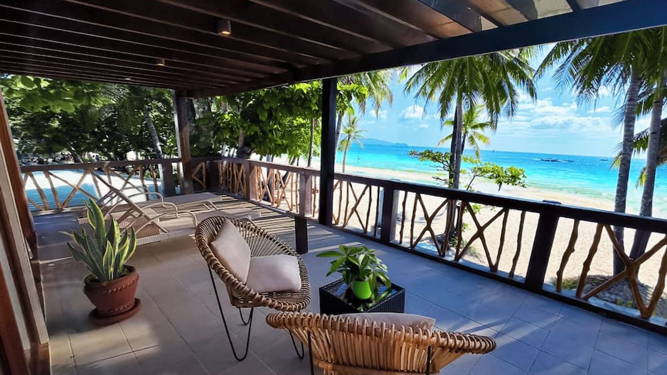 Red Coconut Beach Hotel Boracay