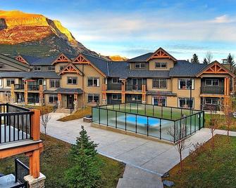 Canmore - Copperstone - 1 Bedroom - Dead Man's Flats - Building