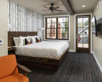 Ski Inn Taphouse Hotel - Sisters - Habitación