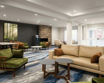 Fairfield Inn & Suites by Marriott Newark Liberty Int'l Airport - Newark - Hall d’entrée